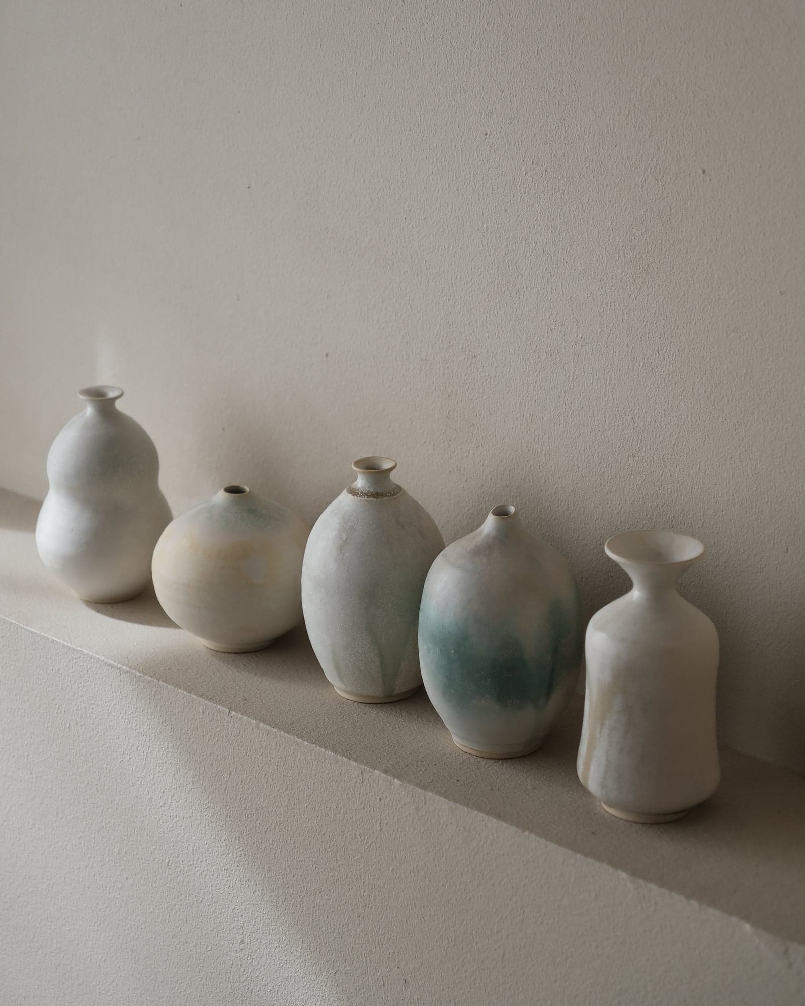Representative ceramic vessels by Shinsaku Nakazono