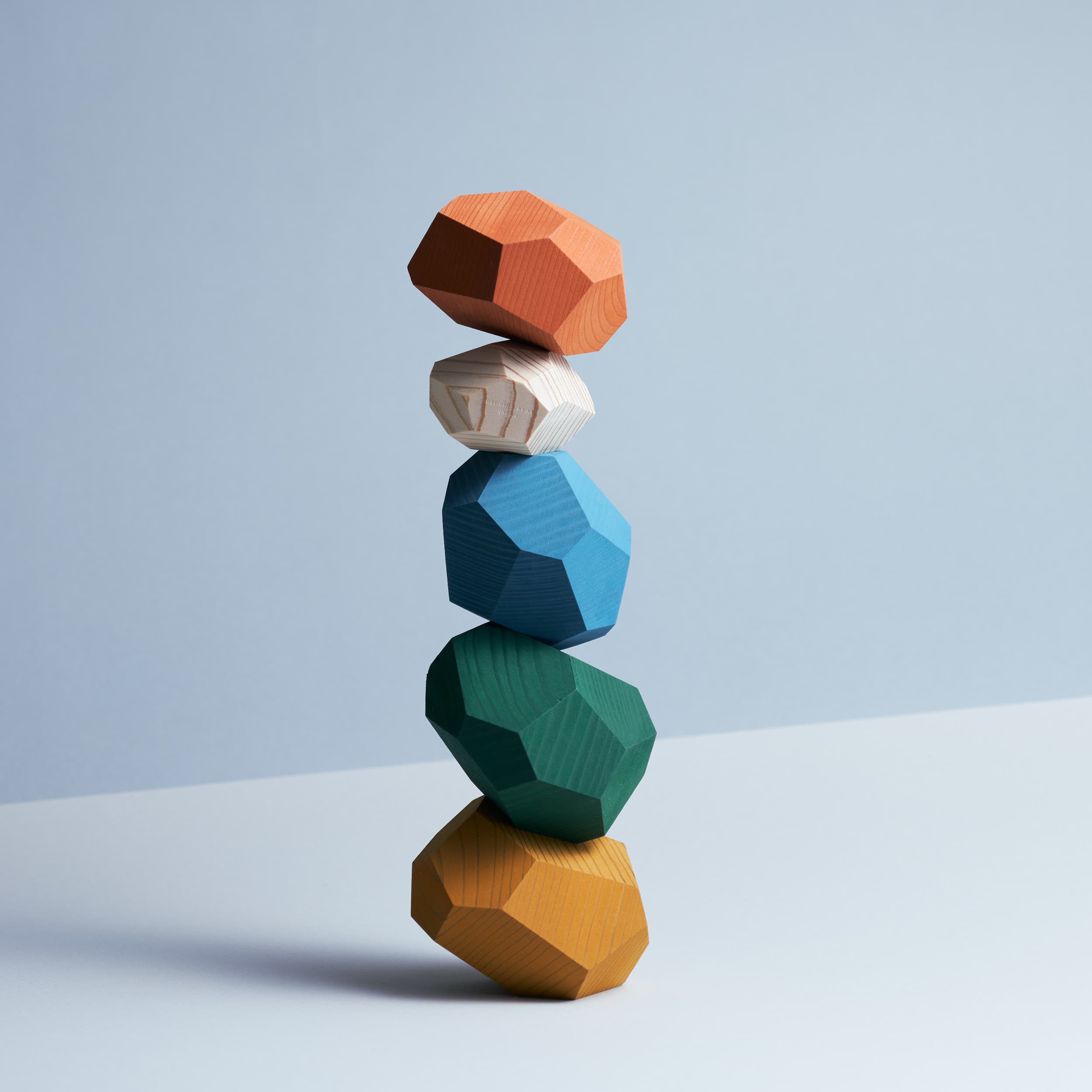A4 tumi-isi: five hand-painted wooden blocks, period-corroborated replacement