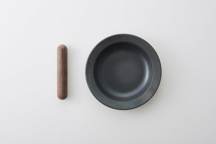JIU M-size frying pan and walnut handle