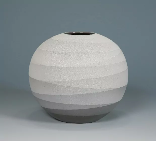 Vessels by Ceramic Artist Yoshitaka Tsuruta 8