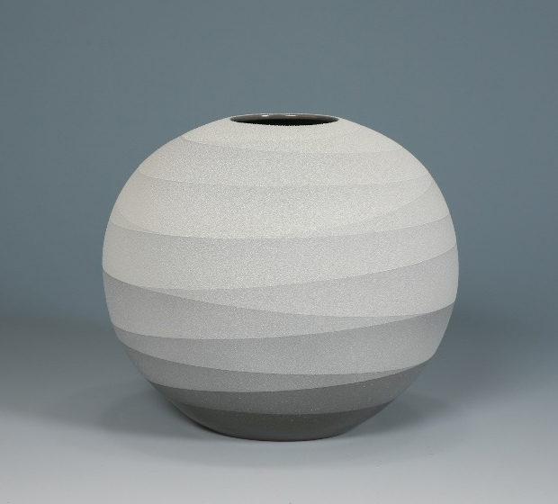 Vessels by Ceramic Artist Yoshitaka Tsuruta 8