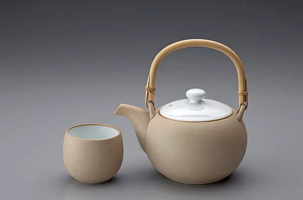 Masahiro Mori and His Ceramic Design, The Open Archives 10
