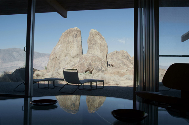 Interview-with-Mike-Dorsey,-Director-of-The-Oyler-House--Richard-Neutra's-Desert-Retreat-3