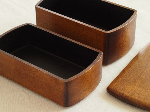 Lacquer-Boxes-Designed-by-Oji-Masanori-for-Wajima-Kirimoto-2