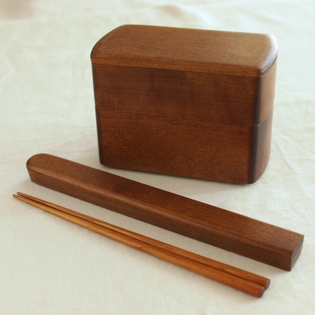 Lacquer-Boxes-Designed-by-Oji-Masanori-for-Wajima-Kirimoto-4
