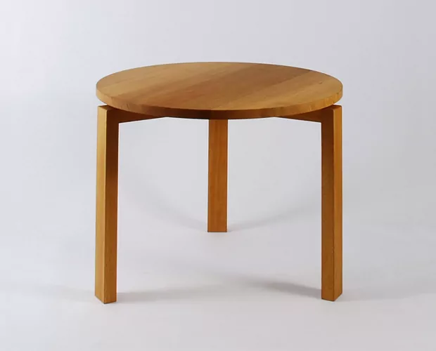 Miyazaki-Chair-Works-Furniture-2