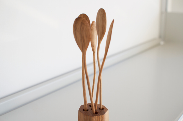 Wooden-Objects-by-Dairoku-at-OEN-Shop-2