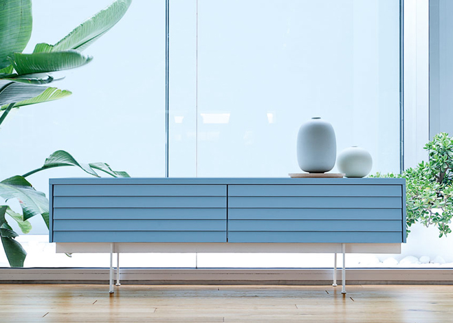 Elegant-&-Modern-Furniture-Design-by-Terence-Woodgate-2