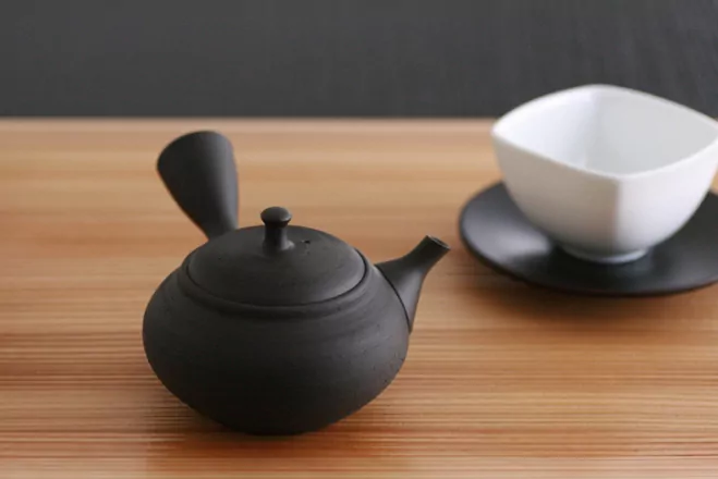 Japanese-Tea-Wares-at-Everyones-Tea-1