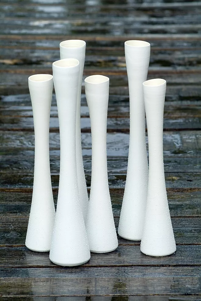 Stoneware-Vessels-by-Rina-Menardi-9