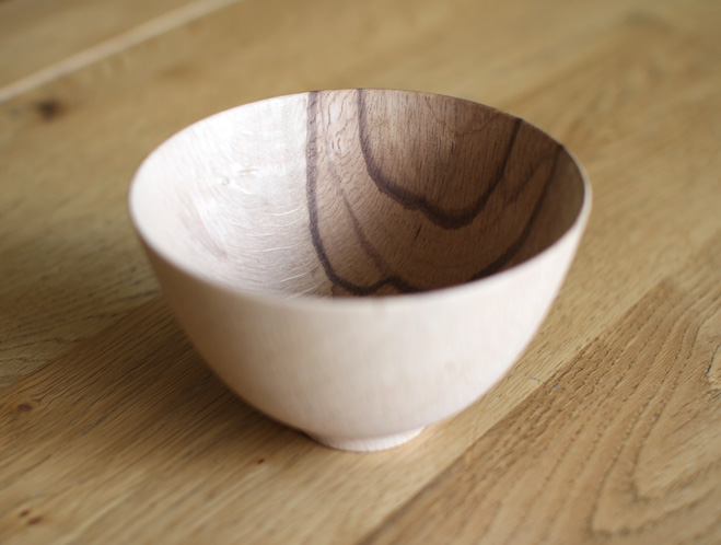 Oak-Wooden-Bowls-from-Kihachi-Workshop-at-OEN-Shop-5