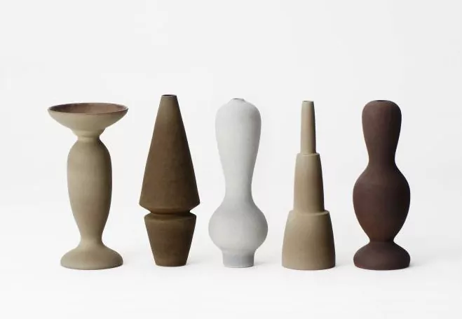 Monolithic-Ceramics-Vessels-by-Turi-Heisselberg-Pedersen-10