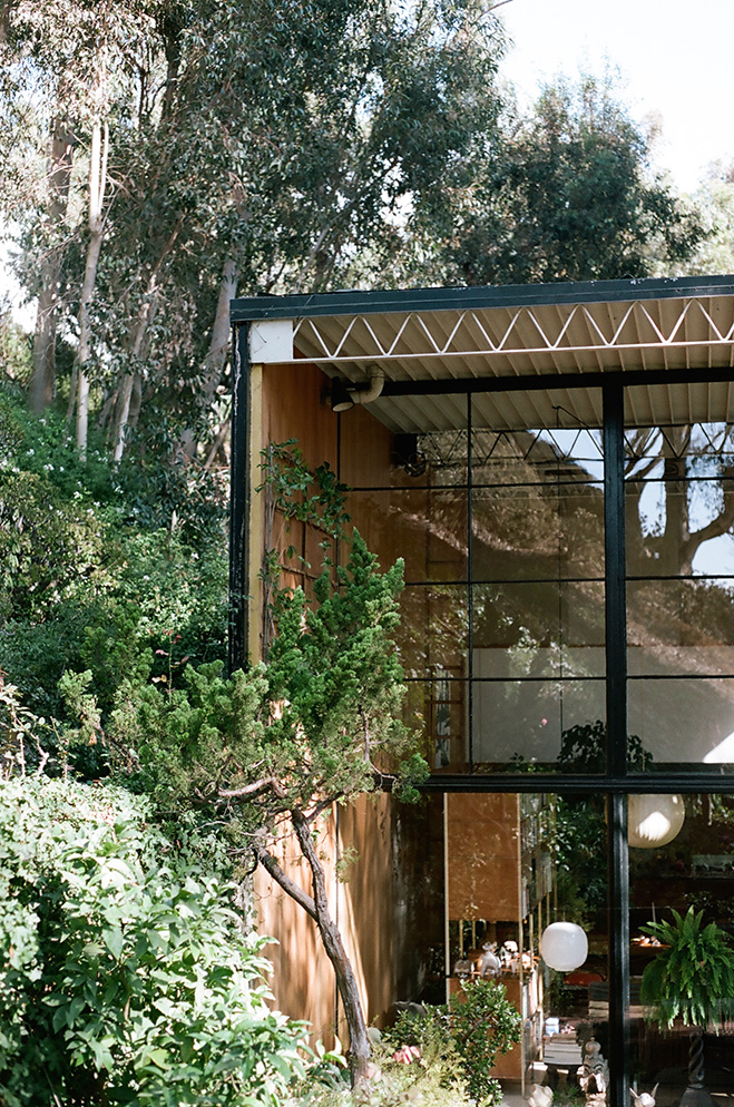 Eames-House-&-LA-Architecture-by-Mark-Robinson-7
