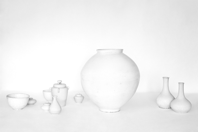 In-the-Pursuit-of-White---Porcelain-Vessels-Photographed-by-Bohnchang-Koo-1