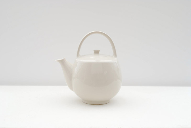 Porcelain-Pots-by-Matthew-Warner-3