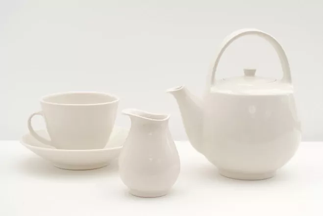 Porcelain-Pots-by-Matthew-Warner-6