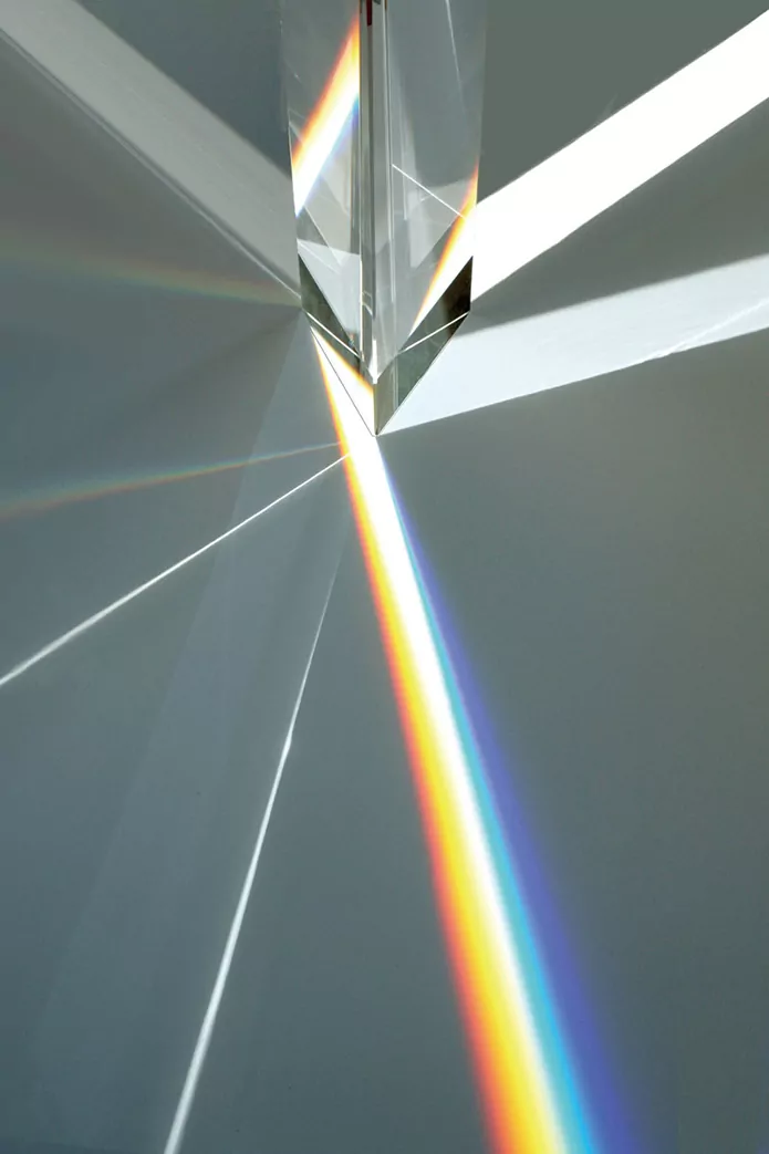 Experimenting-with-Light-&-Space---Art-by-Tokujin-Yoshioka-7