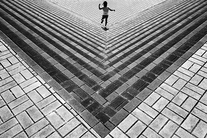 A-Different-Perspective---Points-of-View-by-Japanese-Photographer-Yusuke-Sakai-1