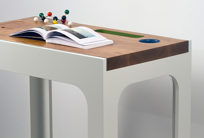 Simple-forms-&-Bold-Colours---Furniture-Design-by-Zoë-Mowat-10