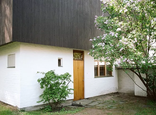 A-Look-Inside-Alvar-Aalto's-Home-5