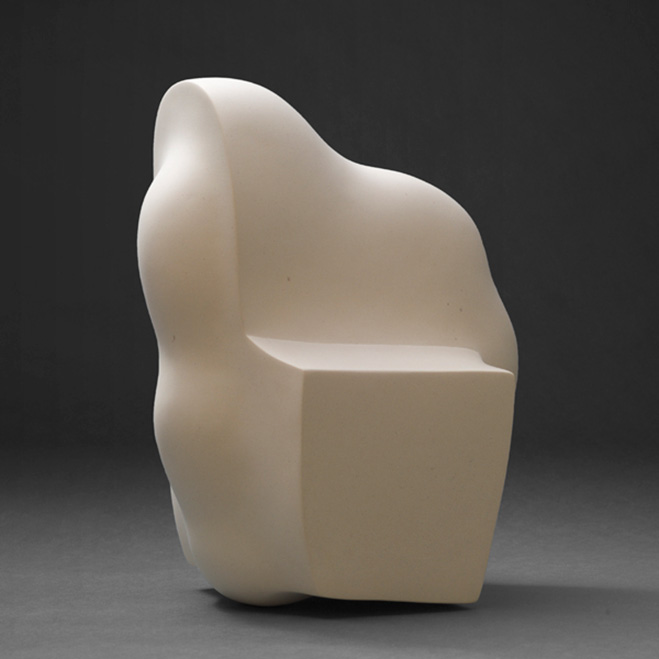 Empty-Forms---Dynamic-Sculptures-by-Ceramic-Artist-Deirdre-McLoughlin-3