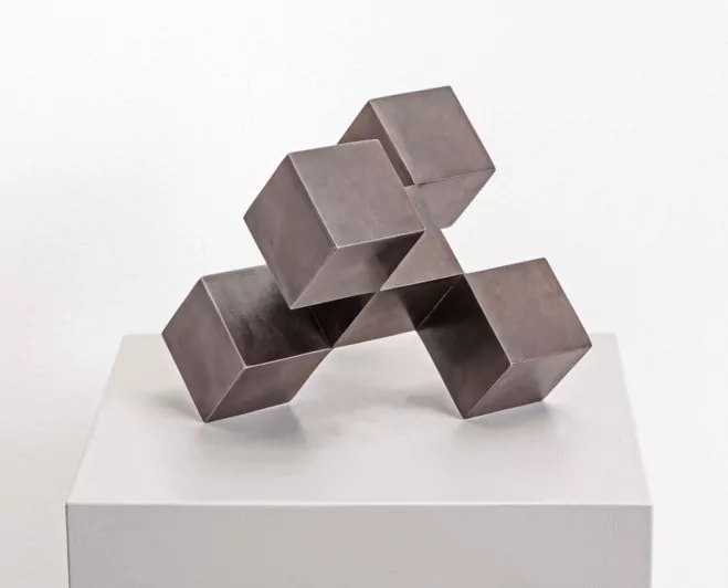 Possibilities-of-Illusion---Patinated-Steel-Sculptures-by-Stephan-Siebers-3