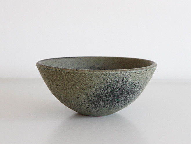 Flecked and Mottled - New Pottery at OEN Shop by Mushimegane Books 11