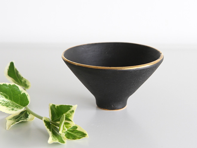 Work at OEN Shop - The Little Round Cup by Carl Aubock 1