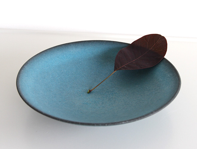 Blue-Wide-Bowl---Ceramics-by-Keiichi-Tanaka-at-OEN-Shop-2