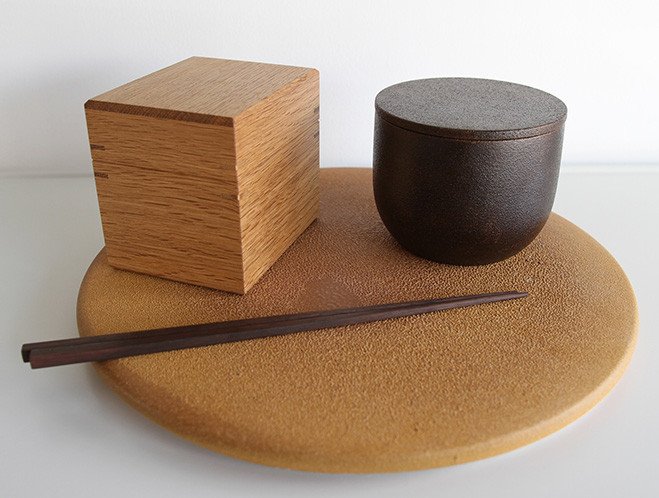 Simple Shapes - New Ceramics from Mushimegane Books 9