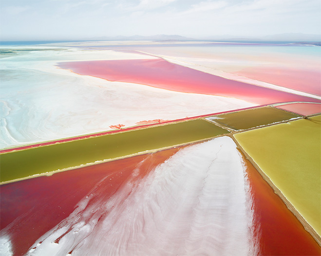 fields-plottings-and-extracts-salt-by-canadian-photographer-david-burdeny-4