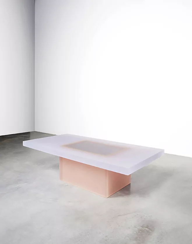 coloured-resin-furniture-by-wonmin-park-4