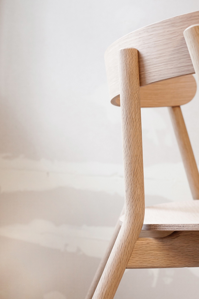 Kil-&-Oki---Oak-Table-and-Chair-by-Furniture-Designer-Stine-Aas-3