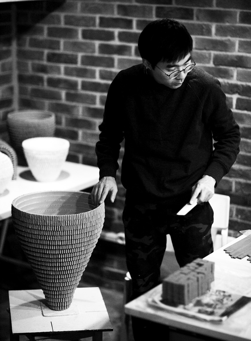 Ceramics Vessels by Korean Artist Bae Sejin 13
