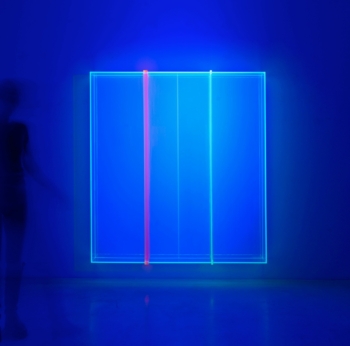 The Power of Art – Works of Light by German Artist Regine Schumann | OEN