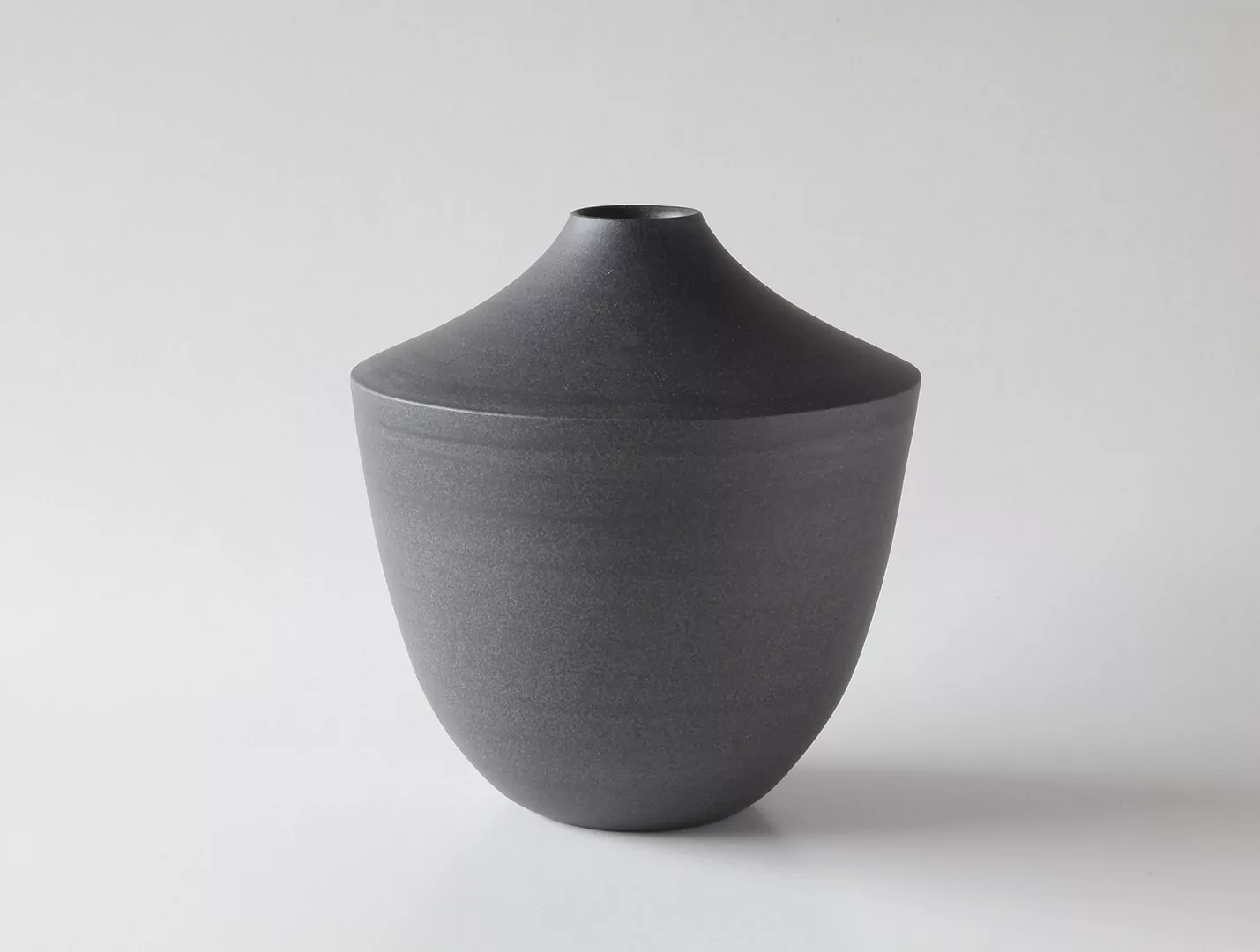 Grey Minimalist Vases by Nozomi Fujii 3