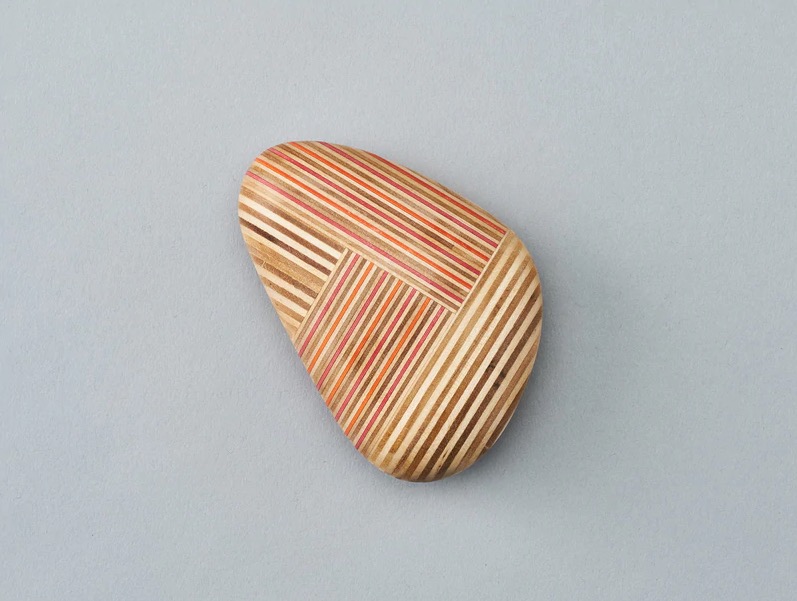Pebble Paperweights by PLYWOOD laboratory 3