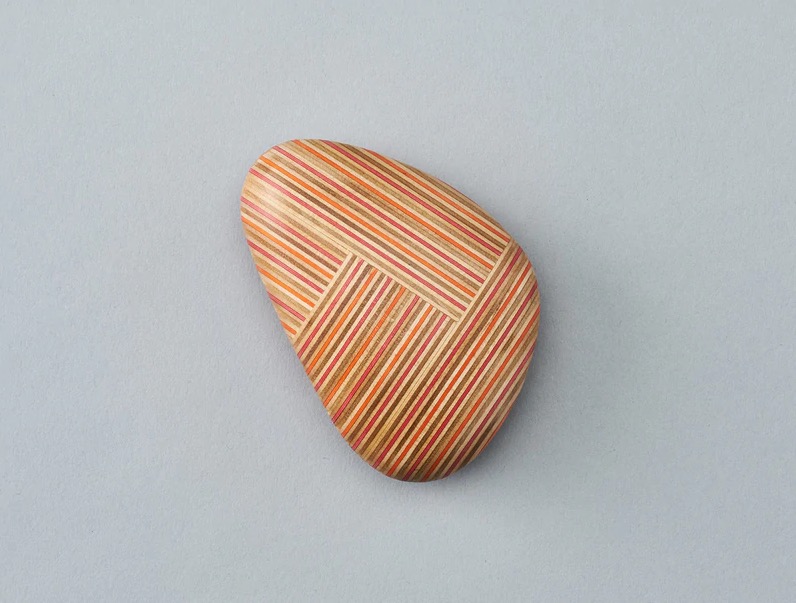Pebble Paperweights by PLYWOOD laboratory 2