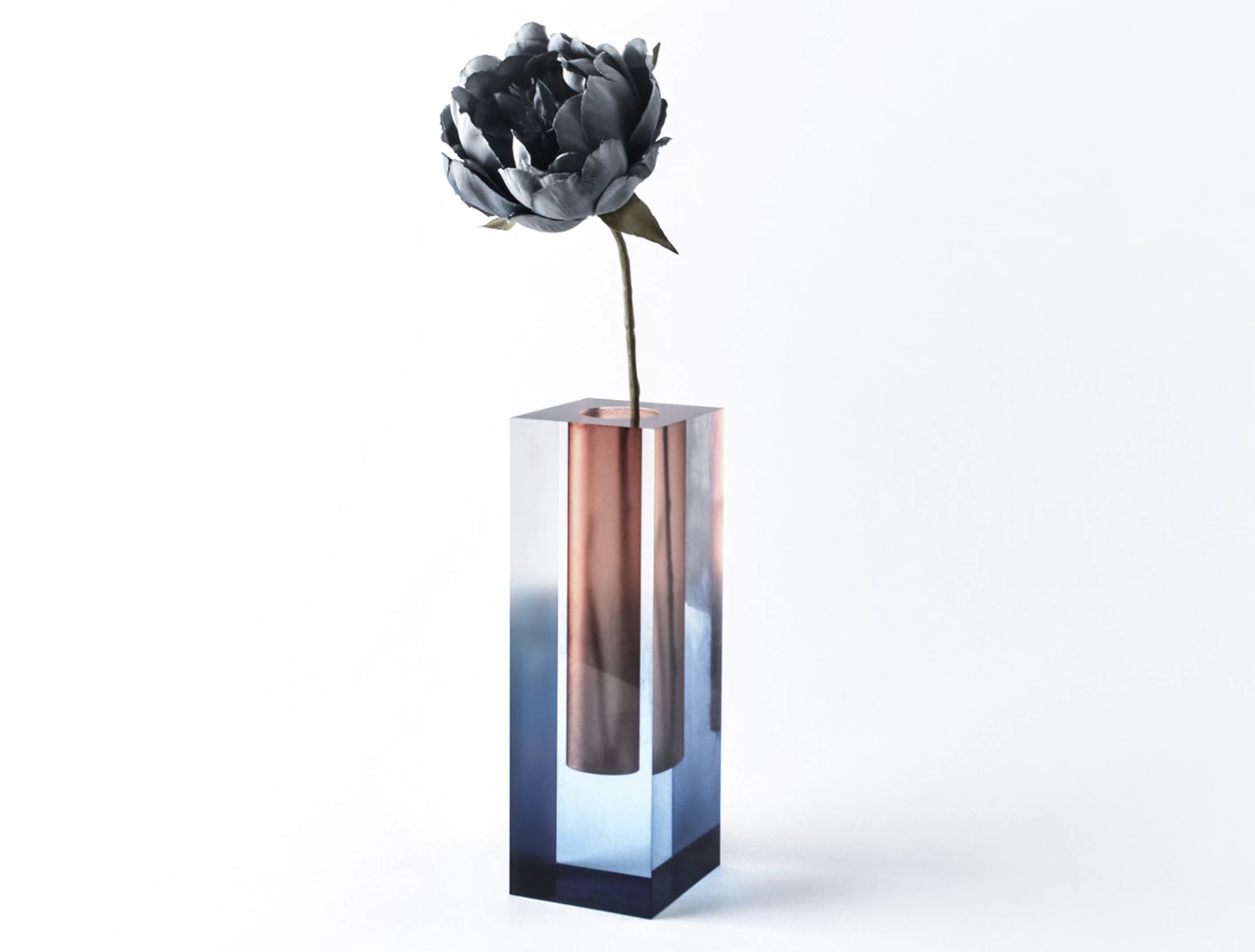 Mellow Vases by Hattern Studio 3