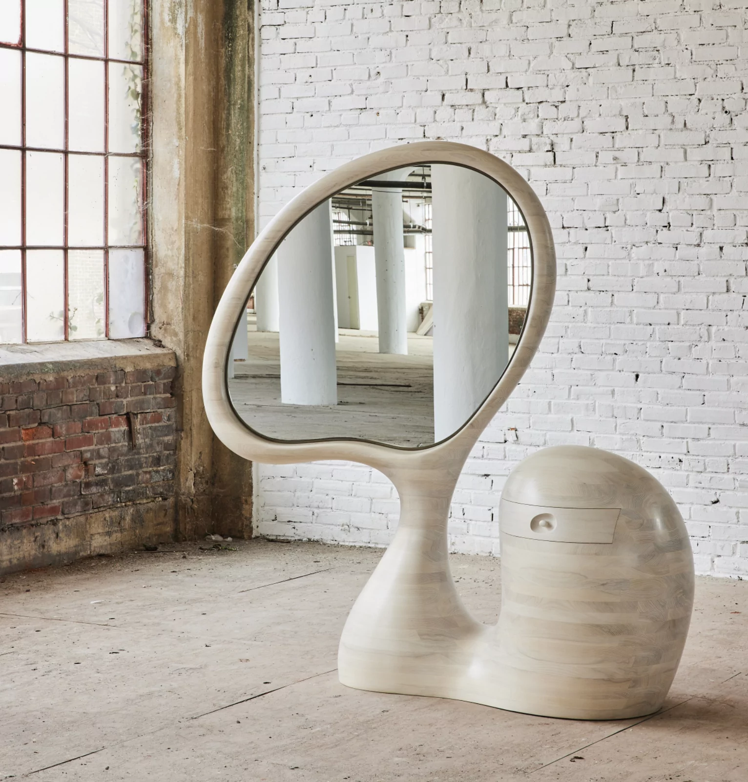 Sculptural Furniture by Aaron Poritz 4
