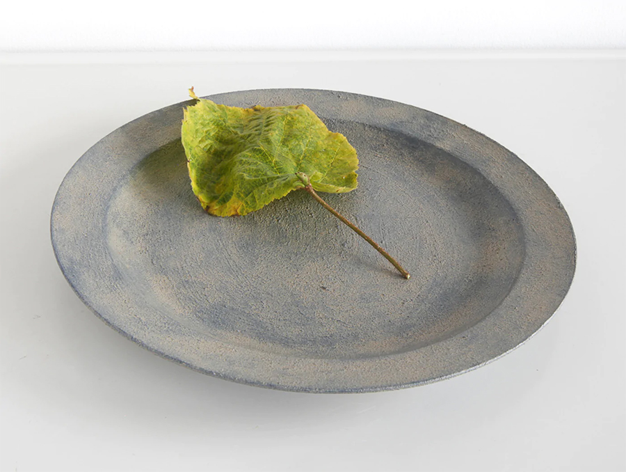 Trays & Dishes by Yusuke Tazawa 4