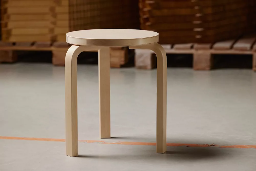 Stool 60 by Alvar Aalto 11