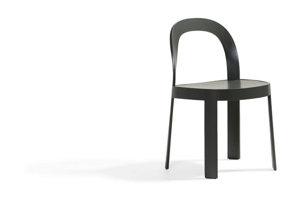 Sculpting Comfort - OM Chair by Johan Ansander 6